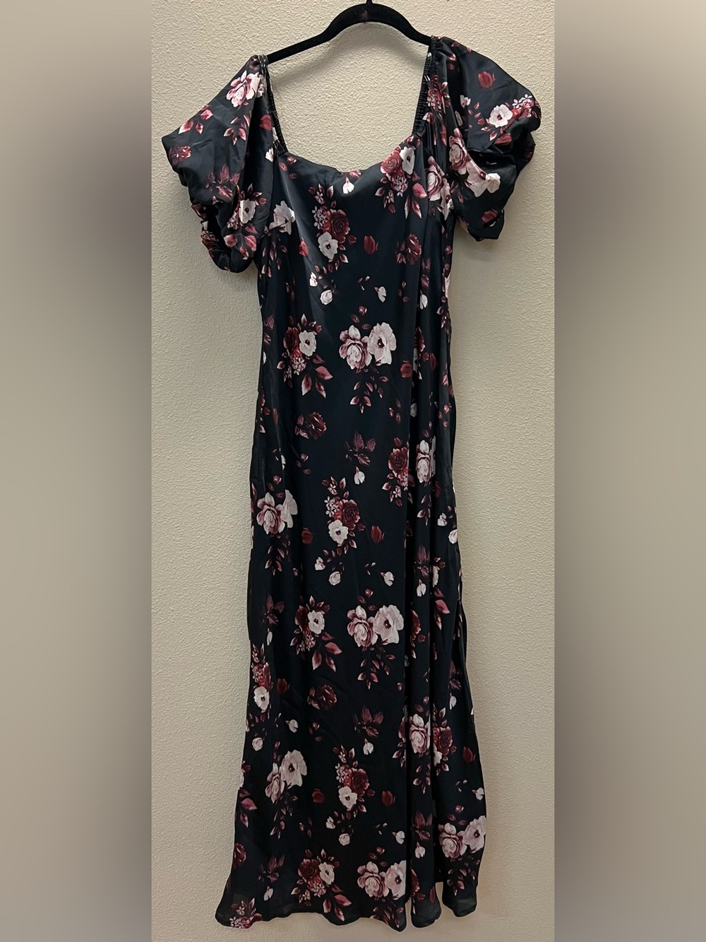 Rowa XL Black Floral Puff-Sleeve Maxi Dress - Elegant Women's Dress